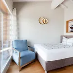 Villa Vela