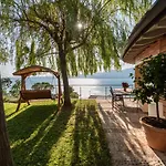 Villa Vela