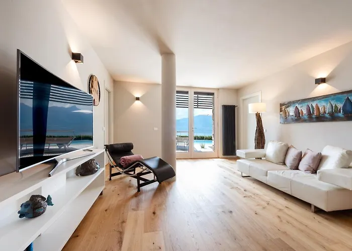 Villa Vela Torri Del Benaco