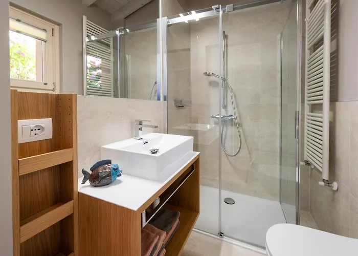 Villa Vela Torri del Benaco