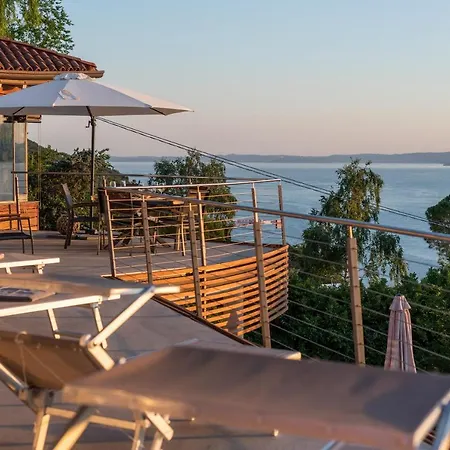 Vela * Torri Del Benaco